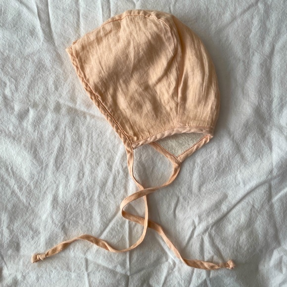 Briar Baby Peach Linen Sherpa lined bonnet 18-24 mos - Picture 2 of 5